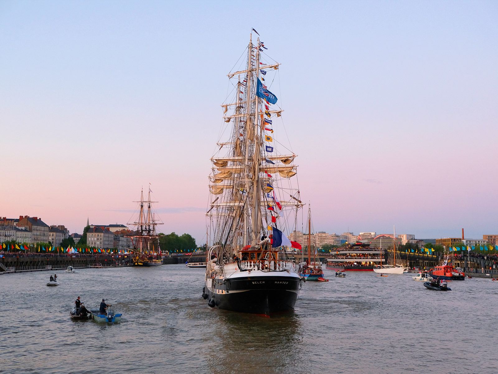 Débord de Loire 2019 : l'Hermione à Nantes